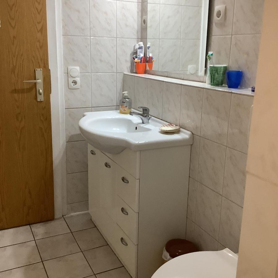 Gemuetliches Zimmer Im Seterant/Untergeschoss Essen Ngoại thất bức ảnh