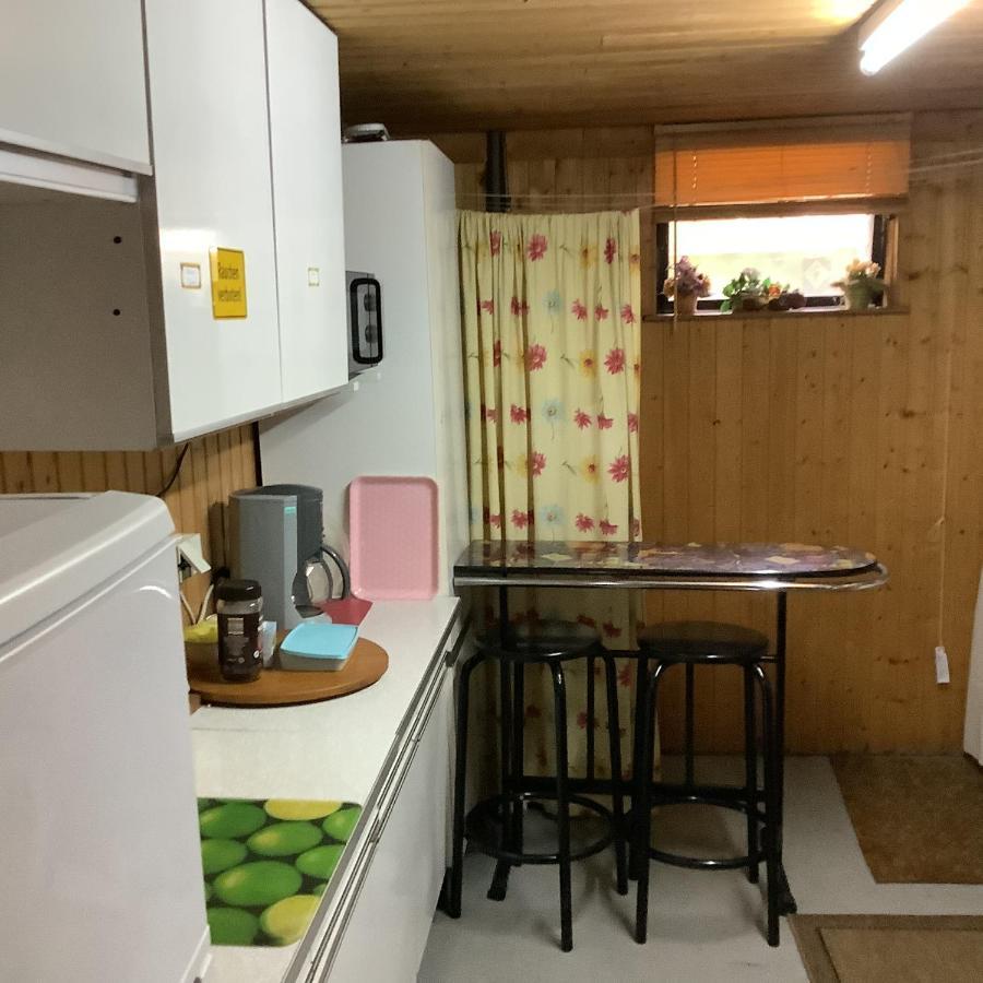 Gemuetliches Zimmer Im Seterant/Untergeschoss Essen Ngoại thất bức ảnh