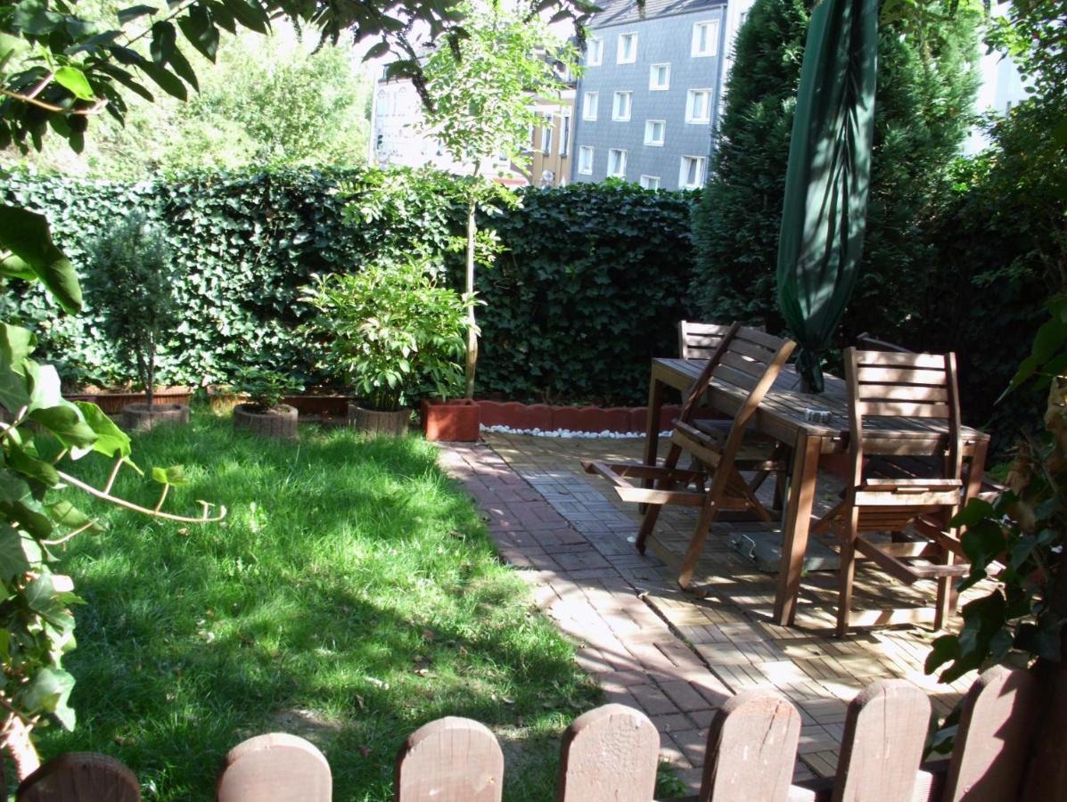 Gemuetliches Zimmer Im Seterant/Untergeschoss Essen Ngoại thất bức ảnh